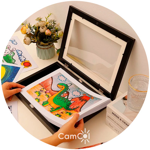 Quadro Guarda Desenhos - Eternize Momentos na Parede!