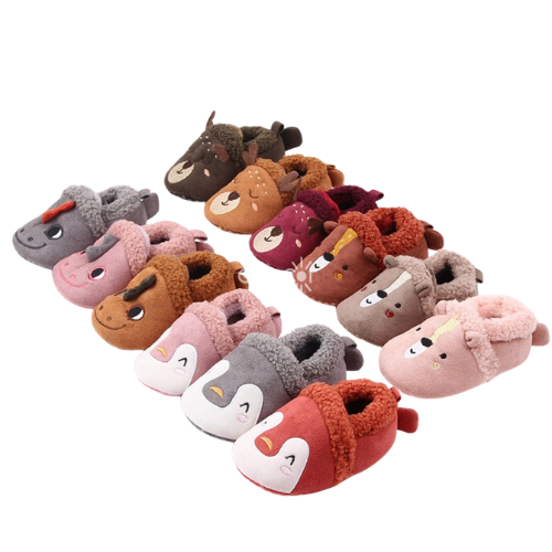 Pantufa Encantada de Bichinhos - Magia nos Pés das Crianças!