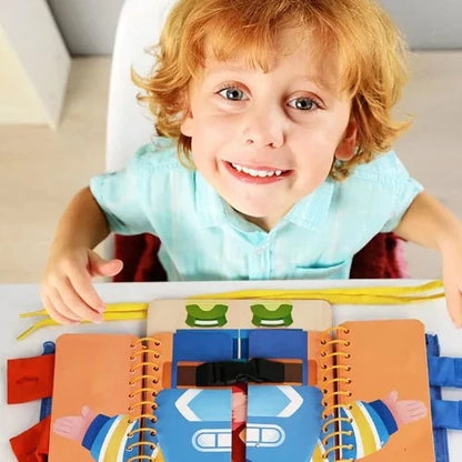 Estudante Montessori -  Escola ao Trabalho!