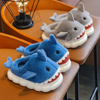 Pantufa Baby Shark - Passinhos Divertidos com Estilo!