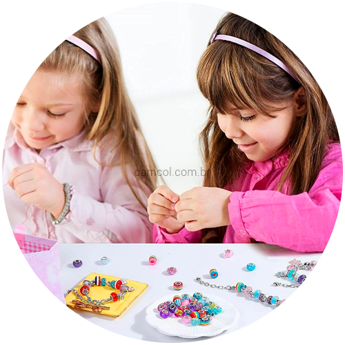 Pulseira de Berloques Infantil - Personalize sua Pulseira com 60 Peças